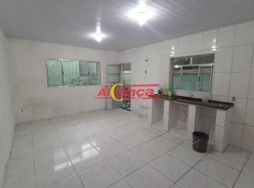 Casa · 60m² · 2 Quartos · 2 Vagas · Casa com 60m² à locação, 2 quartos, 2 vagas no Parque Santos Dumont - Guarulhos/SP