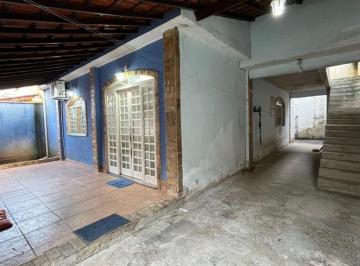 Casa de 3 quartos, Rio de Janeiro · Casa de 129 m² com 3 quartos à venda em Campo Grande