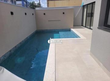 Apartamento · 92m² · 3 Quartos · 2 Vagas · Apartamento com 3 quartos sendo 1 suíte disponível para locação no bairro Nossa Senhora Aparecida em