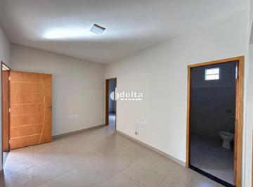 Casa · 250m² · 2 Quartos · 2 Vagas · Casa com 2 quartos disponível para venda no bairro Jardim Patrícia em Uberlândia-MG