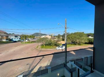 Casa · 177m² · 4 Quartos · 1 Vaga · Sobrado à venda no bairro São João do Rio Vermelho - Florianópolis/SC