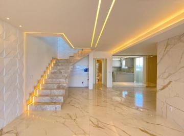 Apartamento · 540m² · 5 Quartos · 3 Vagas · Cobertura Duplex 540m²; 5 quartos; 4 suítes; 3 vagas cobertas; DCE; lazer de clube.