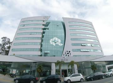 Comercial · 31m² · Sala Comercial Aérea no Maia Empresarial