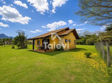 Casa · 115m² · 2 Quartos · 2 Vagas · Uma Casa Diferenciada e com Terreno Amplo na Rua Otto Behling em Pomerode