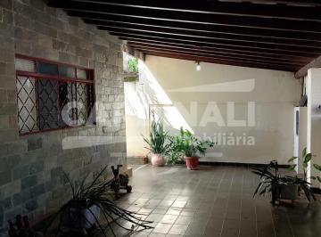 Casa · 215m² · 3 Quartos · 2 Vagas · Casa para venda em Jardim Brasil (vila Xavier) de 215.00m² com 3 Quartos e 2 Garagens
