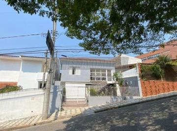 Casa · 250m² · 3 Quartos · 2 Vagas · Casa para venda em Jardim Faculdade de 250.00m² com 3 Quartos, 1 Suite e 2 Garagens
