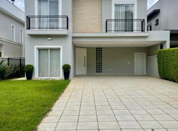 Casa · 312m² · 4 Quartos · 4 Vagas · Casa para venda em Suru de 312.00m² com 4 Quartos, 4 Suites e 4 Garagens