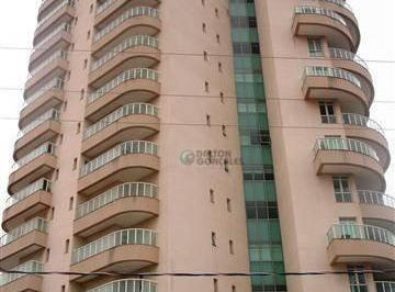 Apartamento · 340m² · 4 Quartos · 4 Vagas · Apartamento para venda em Centro de 340.00m² com 4 Quartos, 4 Suites e 4 Garagens