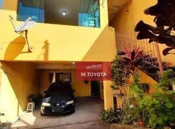 Casa · 120m² · 3 Quartos · 2 Vagas · Sobrado para venda em Parque Flamengo de 120.00m² com 3 Quartos, 1 Suite e 2 Garagens