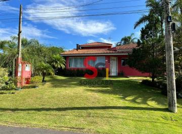 e15fee9b899e004d041dfd2ee2380acdb3c33daf · Casa térrea com 3 quartos sendo 1 suíte ampla e piscina