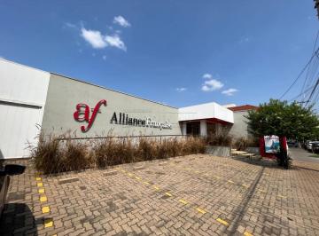 Comercial · 441m² · 6 Vagas · Prédio Comercial para venda em Centro de 441.00m² com 6 Garagens