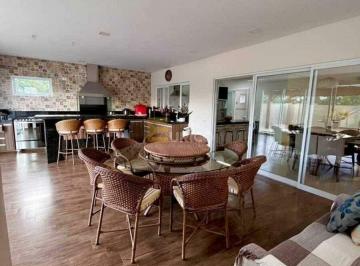 Casa · 280m² · 3 Quartos · 4 Vagas · Casa de Condomínio para venda em Condomínio Residencial Ibi Aram II de 280.00m² com 3 Quartos, 3 Sui