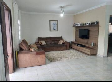 Casa · 250m² · 3 Quartos · 4 Vagas · Casa para venda em Vila Maringá de 250.00m² com 3 Quartos, 1 Suite e 4 Garagens