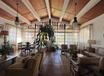 Casa · 600m² · 4 Quartos · 10 Vagas · Casa de Condomínio para venda em Condomínio Ypê Dourado de 600.00m² com 4 Quartos, 4 Suites e 10 Gar