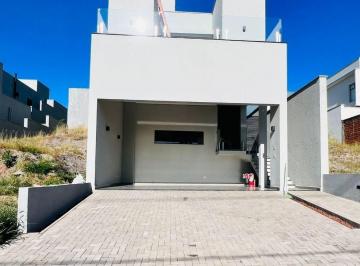 Casa · 188m² · 3 Quartos · 4 Vagas · Casa de Condomínio para venda em Ondas De Piracicaba de 188.00m² com 3 Quartos, 3 Suites e 4 Garagen