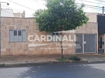 Casa · 225m² · 5 Quartos · 2 Vagas · Casa para venda em Centro de 225.00m² com 5 Quartos e 2 Garagens