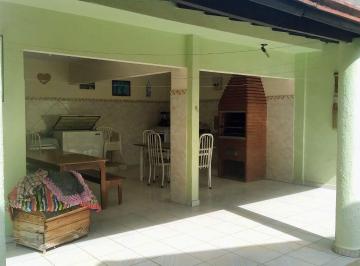 Casa · 180m² · 3 Quartos · 4 Vagas · Casa para venda em Castelinho de 180.00m² com 3 Quartos, 1 Suite e 4 Garagens