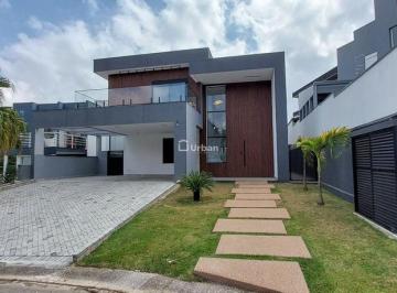 Casa · 462m² · 5 Quartos · 6 Vagas · Casa de Condomínio para venda em Golf Village de 462.00m² com 5 Quartos, 5 Suites e 6 Garagens
