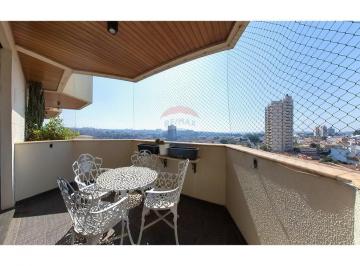 Apartamento · 198m² · 3 Quartos · 2 Vagas · Apartamento para venda em Centro de 197.88m² com 3 Quartos, 1 Suite e 2 Garagens