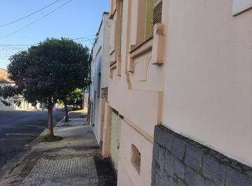 Casa · 130m² · 2 Quartos · 1 Vaga · Casa para venda em Centro de 130.00m² com 2 Quartos, 1 Suite e 1 Garagem