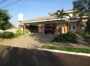 Casa · 545m² · 6 Quartos · 2 Vagas · Casa de Condomínio para venda em Campestre de 545.00m² com 6 Quartos, 3 Suites e 2 Garagens