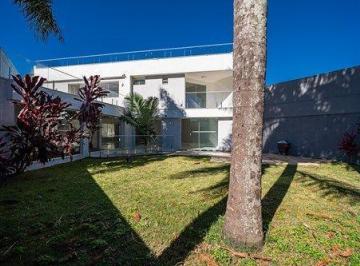 Casa · 514m² · 3 Quartos · 8 Vagas · Casa para venda em Hugo Lange de 514.00m² com 3 Quartos, 3 Suites e 8 Garagens