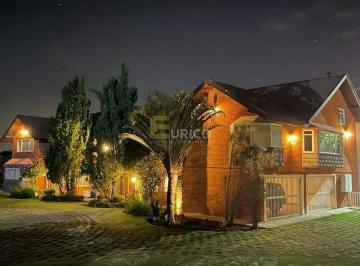 Casa · 1100m² · 8 Quartos · 5 Vagas · Casa de Condomínio para venda em Condomínio Vale da Santa Fé de 1100.00m² com 8 Quartos, 6 Suites e 