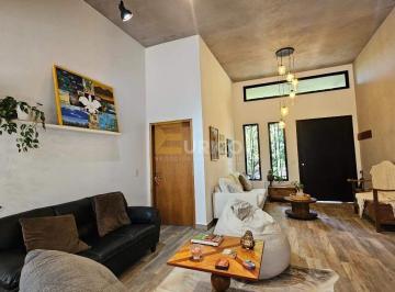 Casa · 176m² · 4 Quartos · 4 Vagas · Casa de Condomínio para venda em Condomínio Chácaras do Lago de 176.00m² com 4 Quartos, 3 Suites e 4