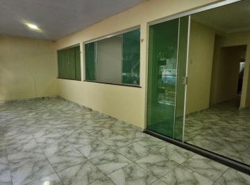 Casa · 180m² · 4 Quartos · 2 Vagas · Casa à Venda no Conjunto Panorama XXI | 4 Quartos com Suíte | 2 Frentes Aceita Financiamento
