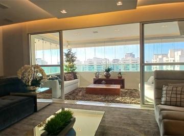 Apartamento · 237m² · 4 Quartos · 4 Vagas · Apartamento com 4 quartos à venda ou para locação em Centro - SP