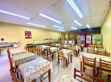 Comercial · 197m² · Edifício Comercial em Centro Histórico