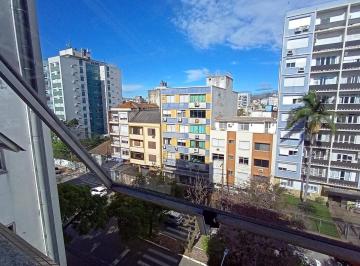 Comercial · 29m² · 4 Quartos · Sala na Venâncio Aires com mezanino e 2 banheiros