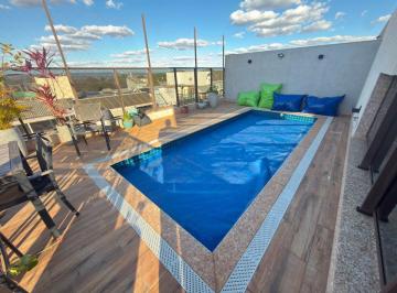Apartamento de 3 quartos, Brasília · Cobertura com piscina privativa Reformado 2 vagas de garagem soltas