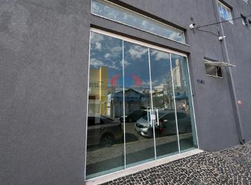 Comercial · 185m² · Excelente Oportunidade Comercial Próximo à Kennedy