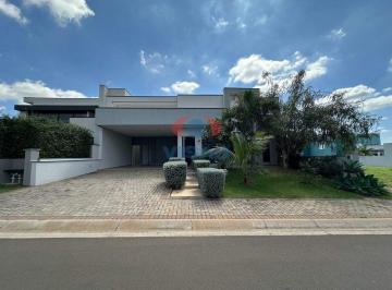 Casa · 219m² · 3 Quartos · 4 Vagas · Casa 3 suítes no Dona Lucilla - Indaiatuba/SP.