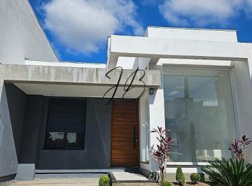 Casa · 102m² · 3 Quartos · 1 Vaga · Casa a venda no Caminho do Meio