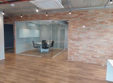 med_568b00e0847dc276ed34e2016aa3eec0.jpeg · Sala Comercial de 230m² no Office Tamboré | Sacada Privativa