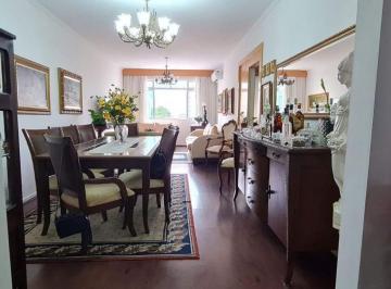 Apartamento de 3 quartos, Santos · Apartamento com 3 quartos, no Canal 3, de frente, Vista livre, em andar alto.