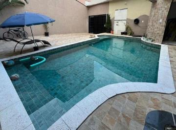 Casa de 3 quartos, Ribeirão Preto · Casa de 165 m² com 3 quartos à venda no Alto da Boa Vista