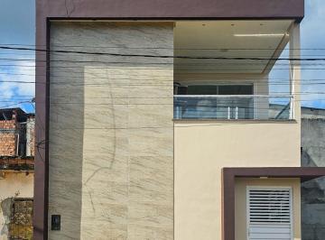 Casa · 198m² · 4 Quartos · 1 Vaga · Casa Triplex em Novo Horizonte, Valença/BA