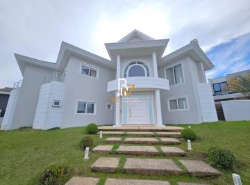 Casa · 530m² · 4 Quartos · 3 Vagas · Casa em Alphaville Graciosa - Ampla e integrada com 4 suítes - R$ 4.800.000,00
