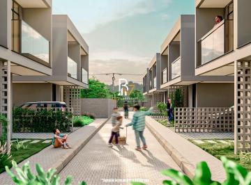 Casa en Venda de 2 quartos Balneário Flamingo · Sobrado com 2 quartos e 2 vagas à venda no Residencial Plateau em Caiobá