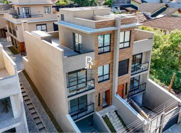 Casa · 268m² · 3 Quartos · 4 Vagas · Sobrado no Bairro Tingui - 3 suítes - ático com churrasqueira - 4 vagas - 268m²