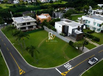 Terreno · 713m² · Terreno a venda em Alphaville Graciosa - Residencial Parati - Esquina - 713,08m²