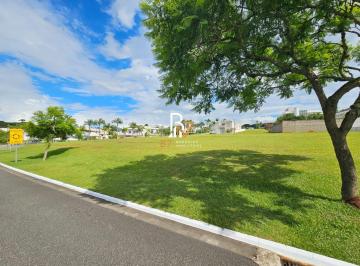 Terreno · 703m² · Terreno no Residencial Parati em Alphaville Graciosa - 703m² - R$ 2.100.000,00