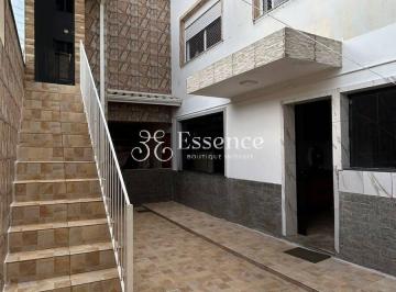 Casa · 2 Quartos · 2 Vagas · Sobrado à venda no Jardim Maria Augusta em Taubaté/SP