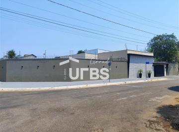 Casa · 280m² · 3 Quartos · 4 Vagas · Casa 3 Quartos 407 sul