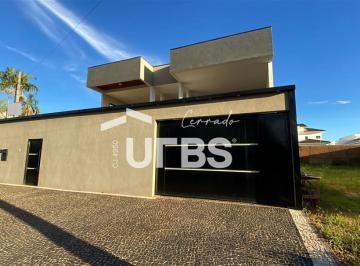 Casa · 500m² · 6 Quartos · 3 Vagas · Sobrado na 303 sul em fase de acabamento