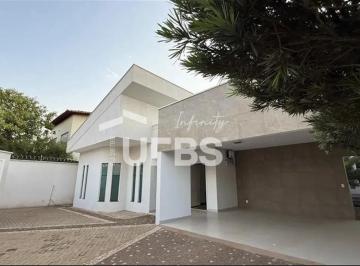 Casa · 270m² · 4 Quartos · 4 quartos e Energia Solar na 208 Norte
