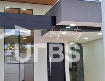 Casa · 134m² · 3 Quartos · 2 Vagas · 0 - Casa 3 quartos, sendo 3 suítes